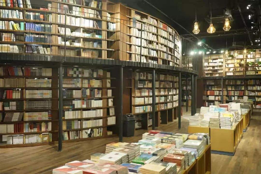 后转型时代实体书店的文化营销策略
